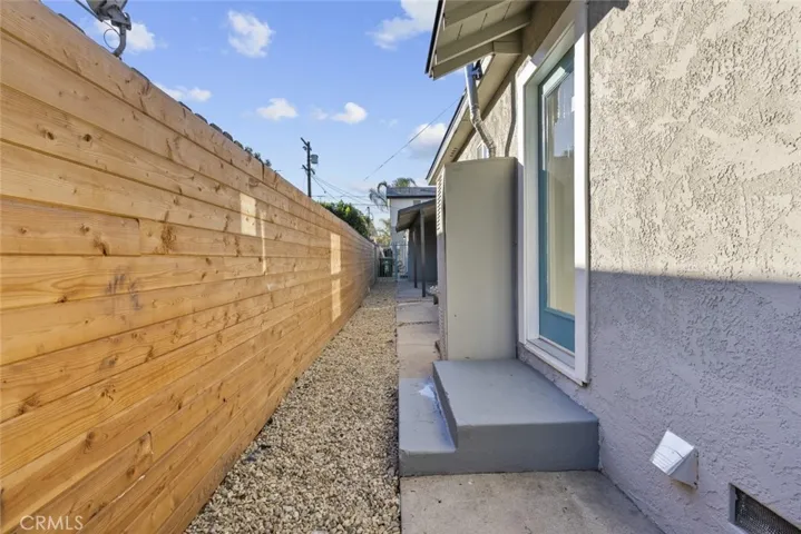 6661 Beck Avenue, North Hollywood, California 91606