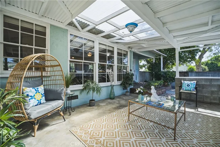 17061 Lorne, Lake Balboa, California 91406