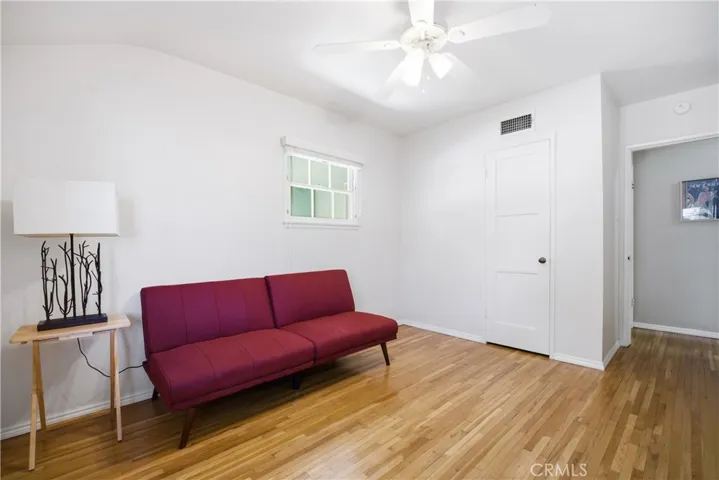 17061 Lorne, Lake Balboa, California 91406