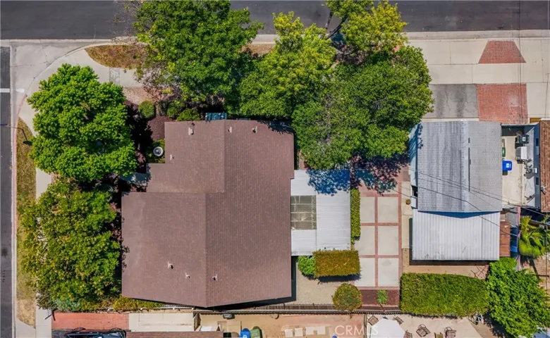 17061 Lorne, Lake Balboa, California 91406
