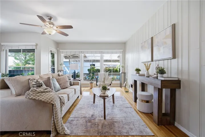 17061 Lorne, Lake Balboa, California 91406