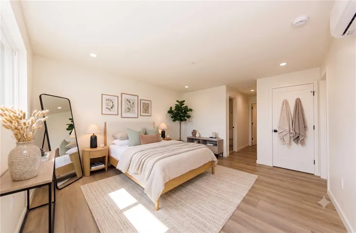 5933 Comey Avenue 3, Los Angeles, California 90034