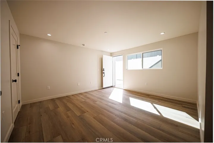 5933 Comey Avenue 3, Los Angeles, California 90034