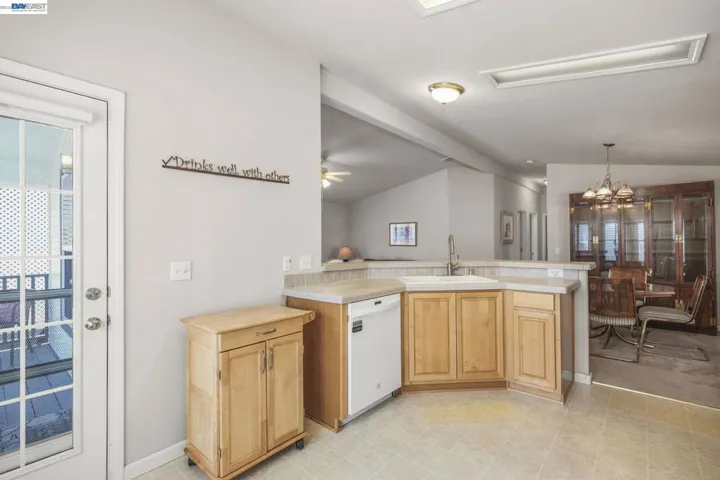 3263 Vineyard Ave. #16, Pleasanton, California 94566