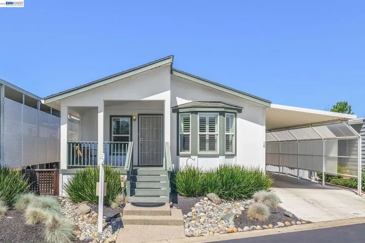 3263 Vineyard Ave. #16, Pleasanton, California 94566