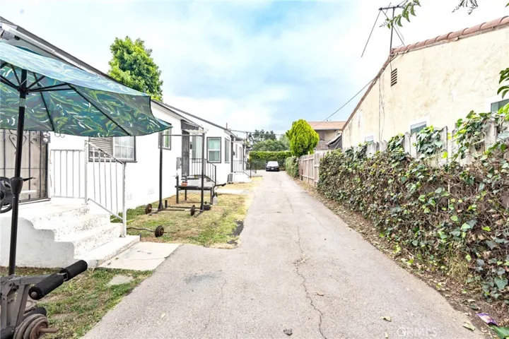 1758 Lincoln Avenue, Pasadena, California 91103