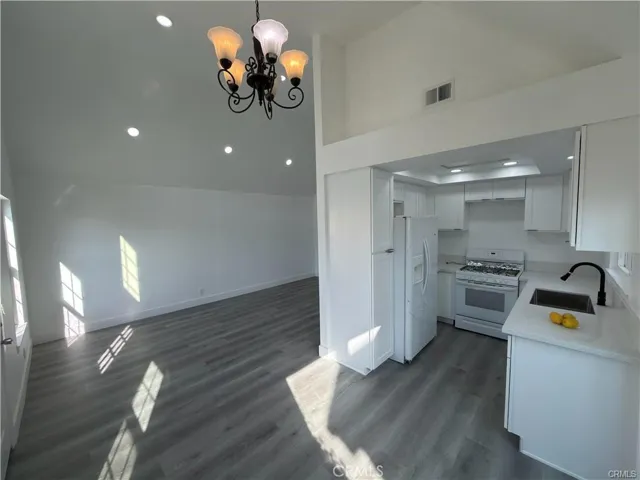 14560 Woodland, Fontana, California 92337