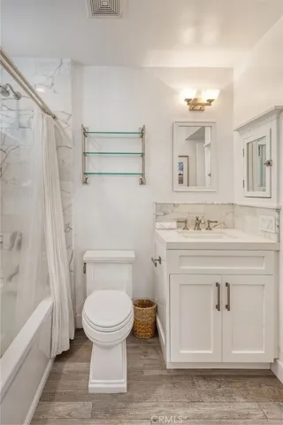 705 Larkspur Avenue, Corona Del Mar, California 92625