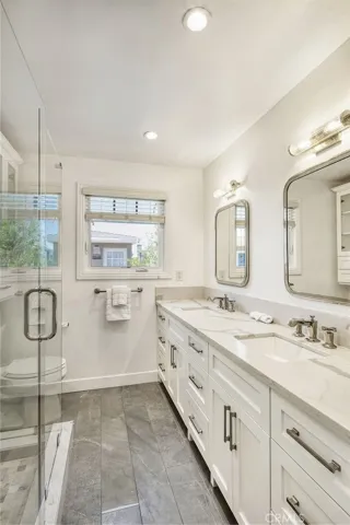 705 Larkspur Avenue, Corona Del Mar, California 92625