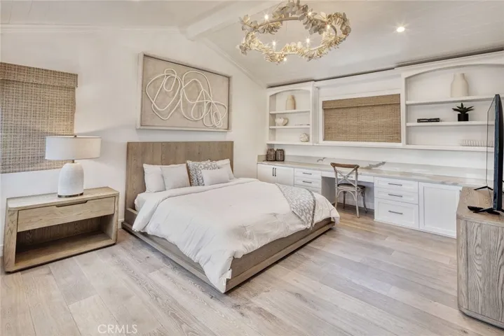 705 Larkspur Avenue, Corona Del Mar, California 92625