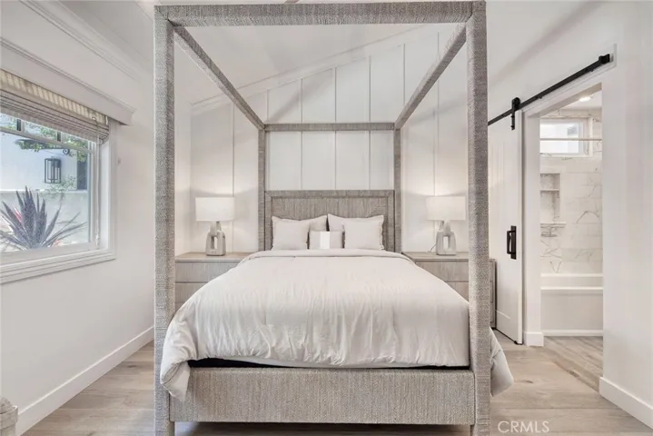 705 Larkspur Avenue, Corona Del Mar, California 92625