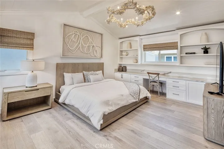 705 Larkspur Avenue, Corona Del Mar, California 92625