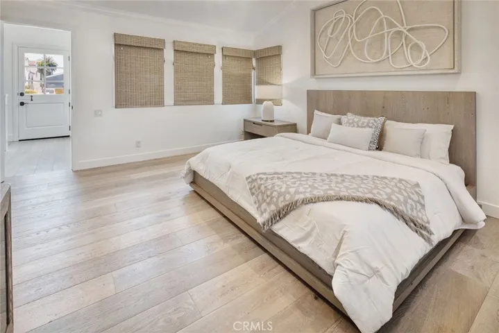 705 Larkspur Avenue, Corona Del Mar, California 92625