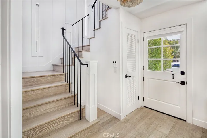 705 Larkspur Avenue, Corona Del Mar, California 92625