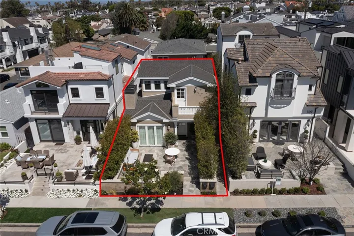 705 Larkspur Avenue, Corona Del Mar, California 92625