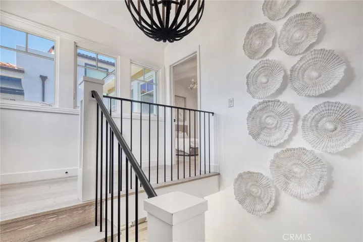 705 Larkspur Avenue, Corona Del Mar, California 92625