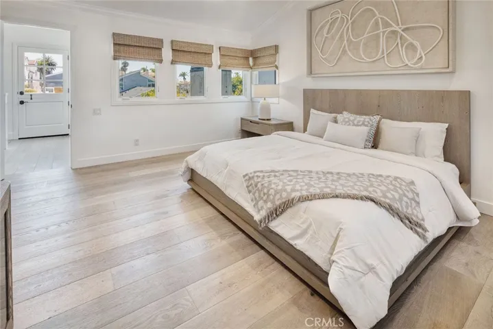 705 Larkspur Avenue, Corona Del Mar, California 92625