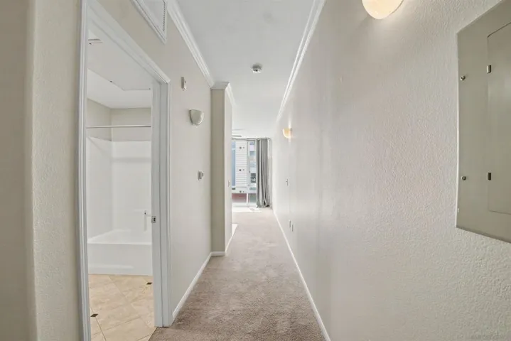 1643 6th 406, San Diego, California 92101