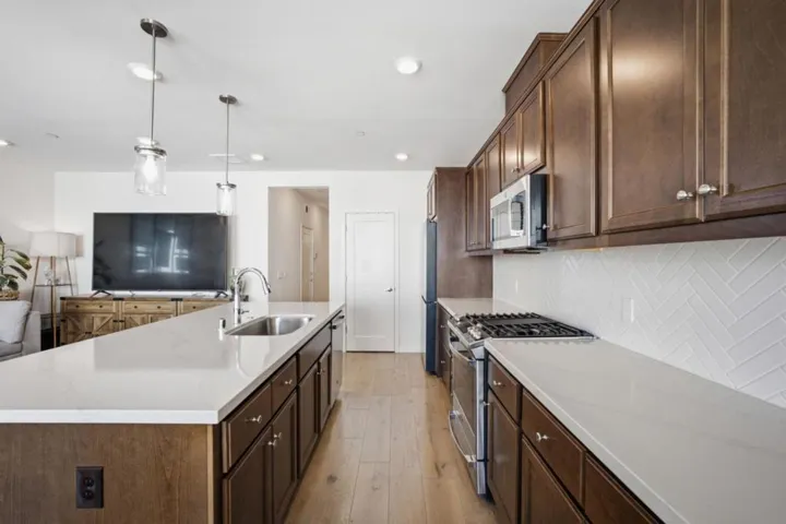 493 Cambridge Street, San Francisco, California 94134