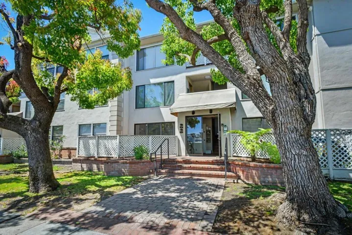 2828 Edison Street 13, San Mateo, California 94403