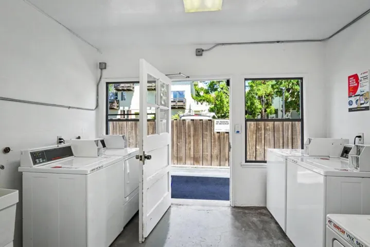 2828 Edison Street 13, San Mateo, California 94403