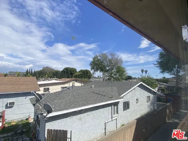 545 E Hillsdale Street, Inglewood, California 90302