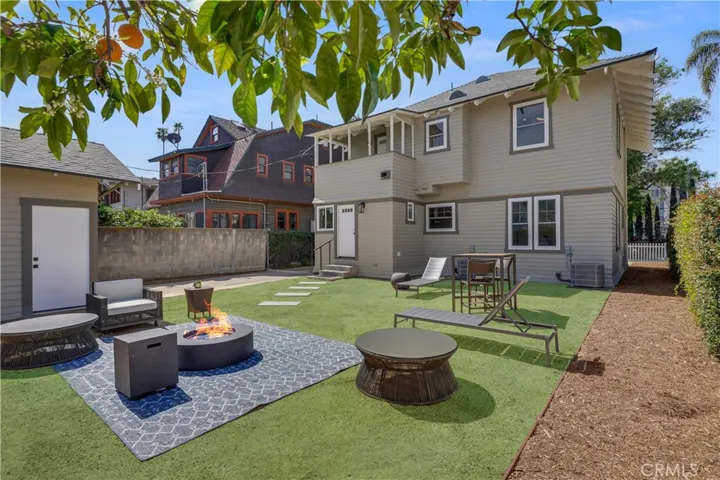 1800 Oxford., Los Angeles, California 90006