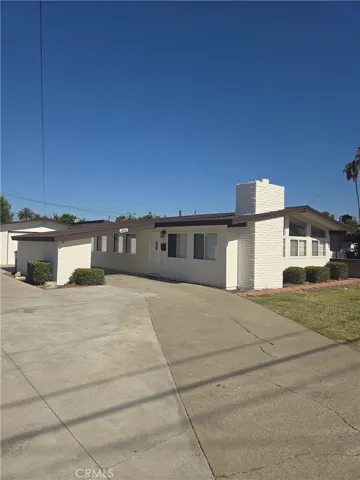 1001 S Gilbert, Fullerton, California 92833