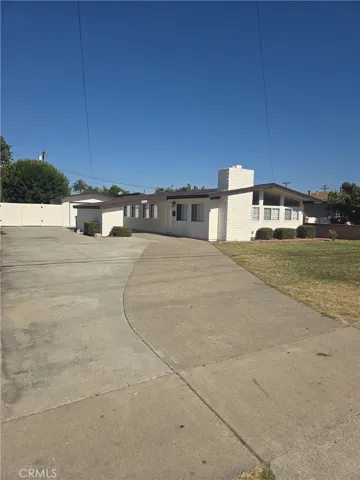 1001 S Gilbert, Fullerton, California 92833