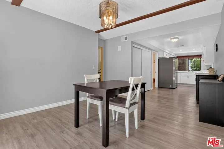 21 Northwoods Lane, La Crescenta, California 91214
