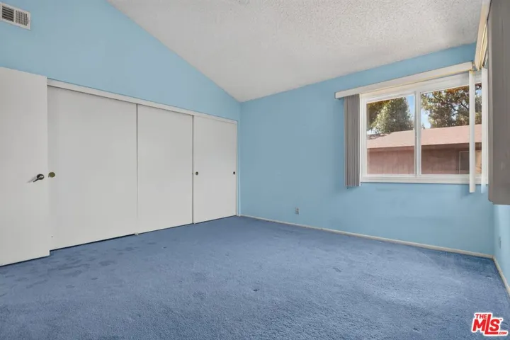 21 Northwoods Lane, La Crescenta, California 91214