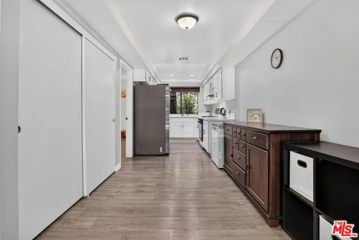 21 Northwoods Lane, La Crescenta, California 91214