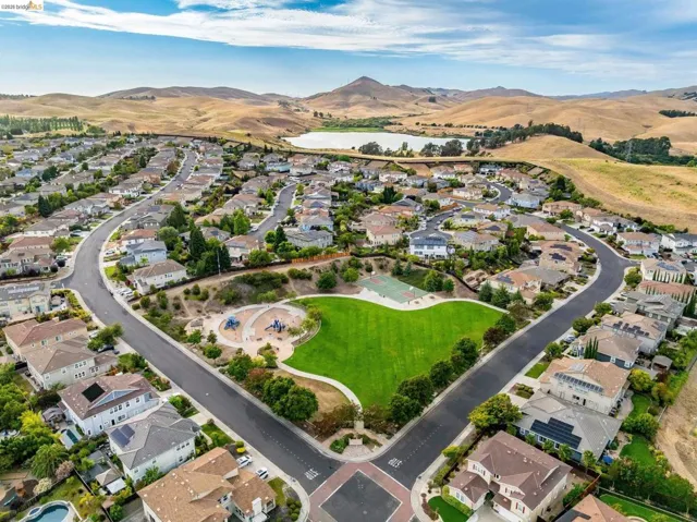 417 Mcallister Drive, Benicia, California 94510