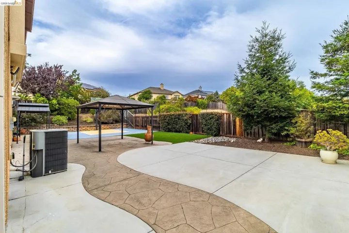 417 Mcallister Drive, Benicia, California 94510