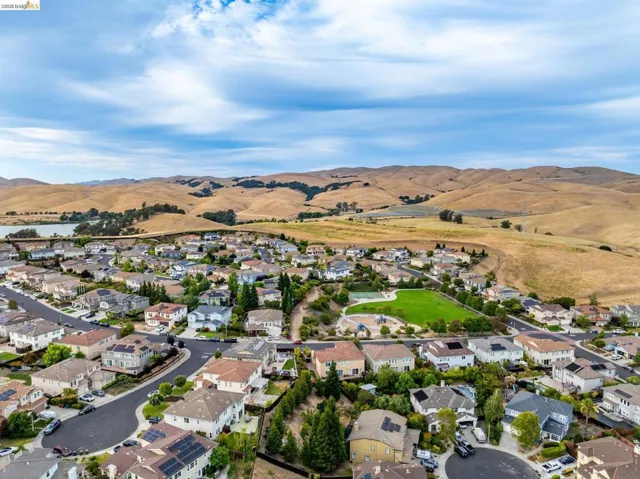 417 Mcallister Drive, Benicia, California 94510