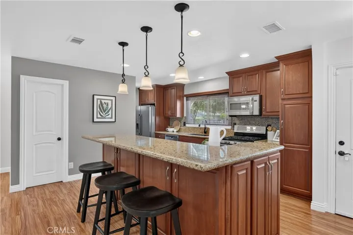 11331 Reagan, Los Alamitos, California 90720