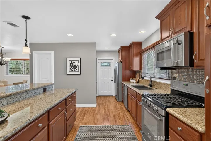 11331 Reagan, Los Alamitos, California 90720