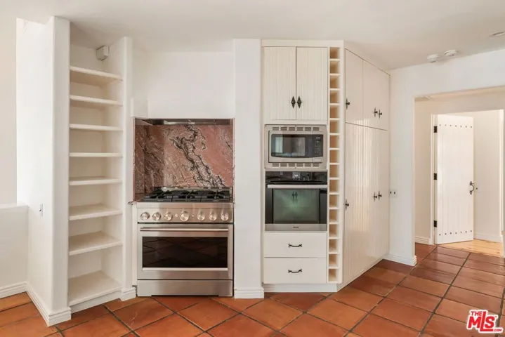 206 Bellino Drive, Los Angeles, California 90272