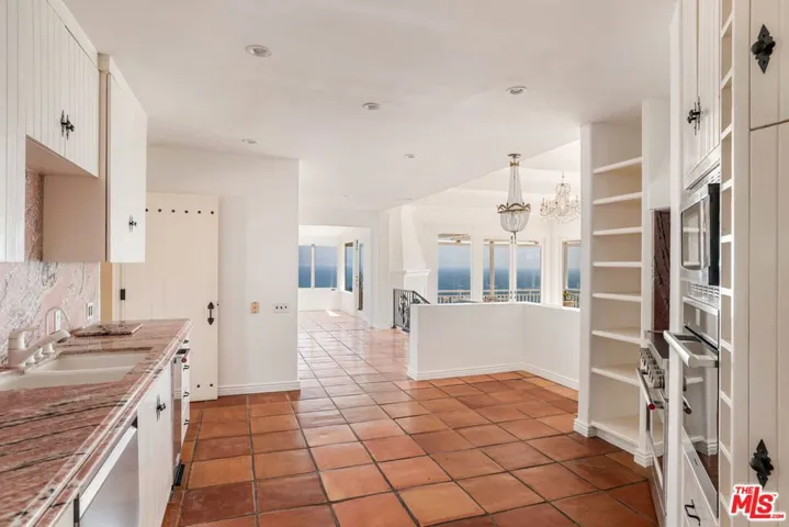 206 Bellino Drive, Los Angeles, California 90272