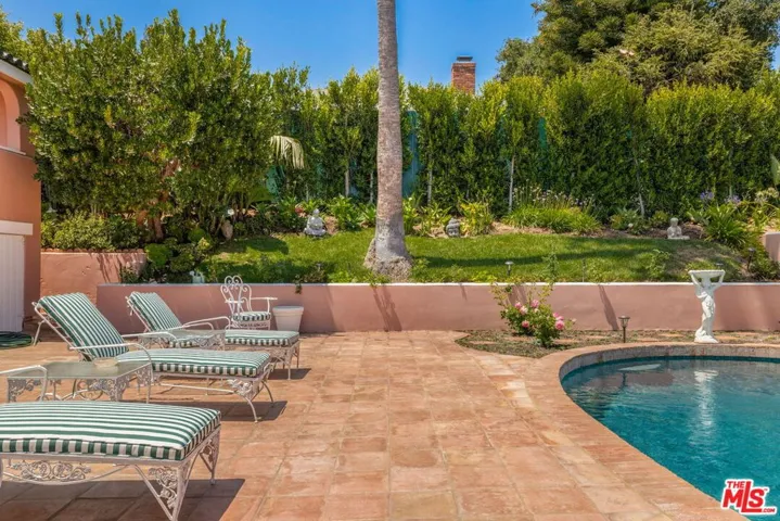 206 Bellino Drive, Los Angeles, California 90272