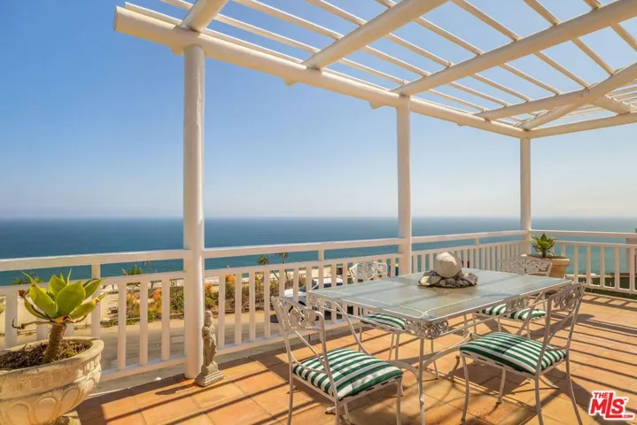 206 Bellino Drive, Los Angeles, California 90272