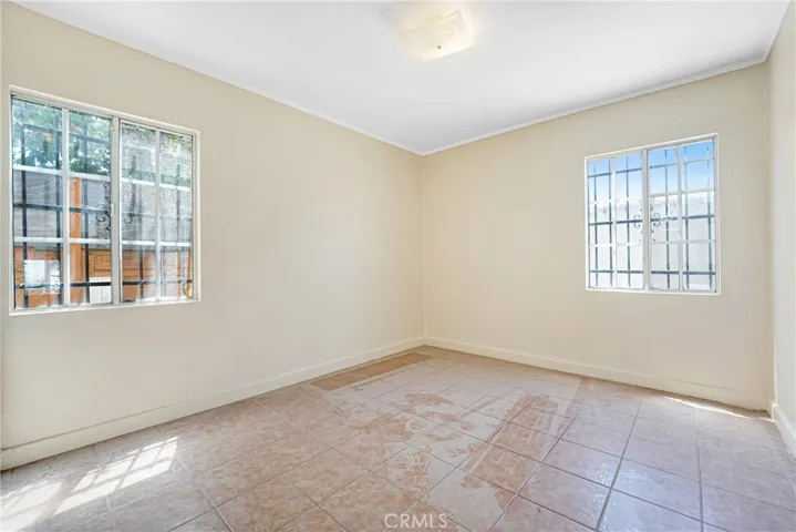 226 W Arbor Vitae, Inglewood, California 90301
