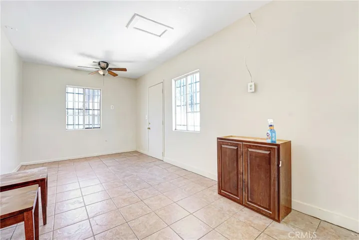226 W Arbor Vitae, Inglewood, California 90301