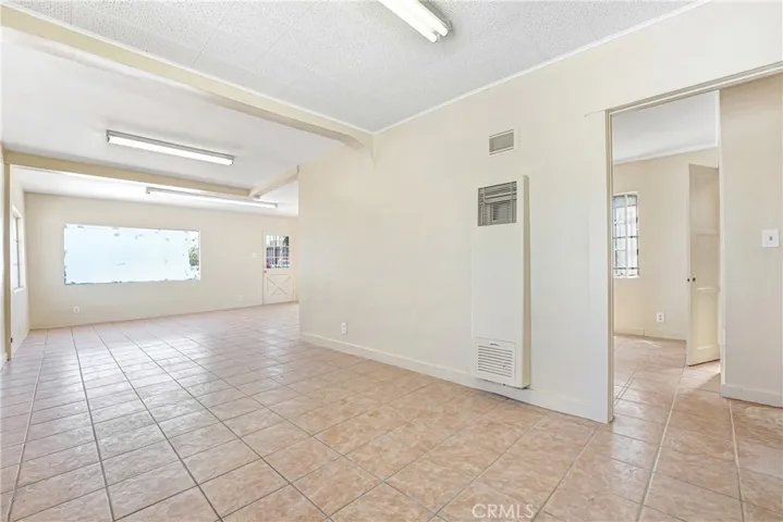 226 W Arbor Vitae, Inglewood, California 90301