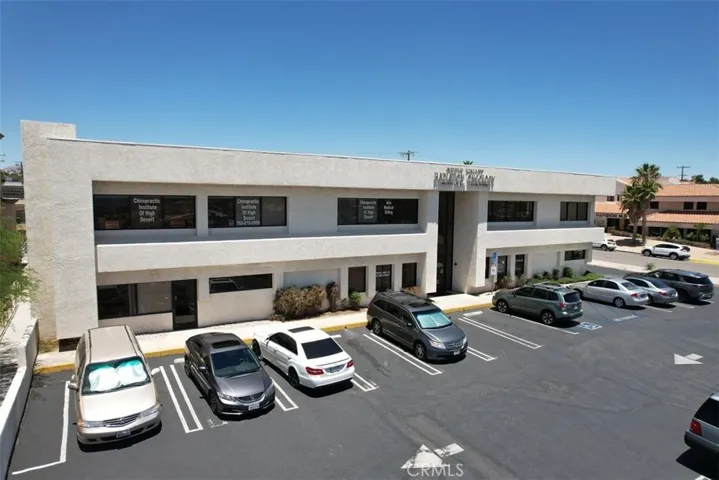 18092 Wika 110, Apple Valley, California 92307