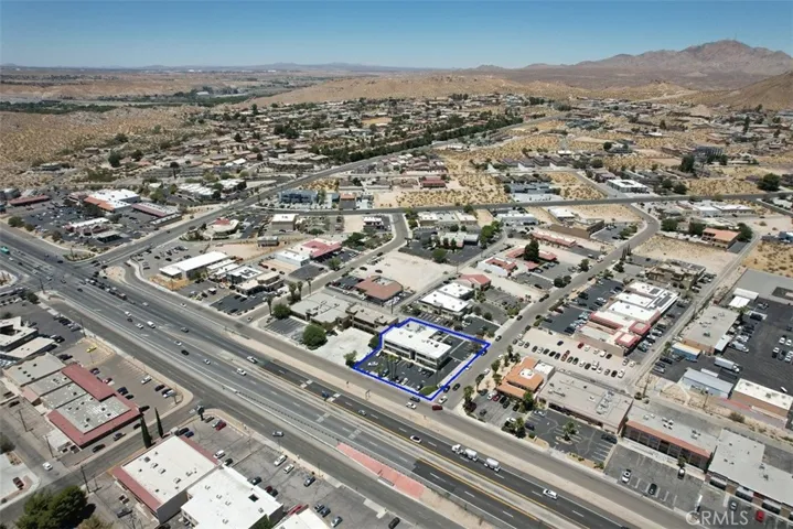 18092 Wika 110, Apple Valley, California 92307