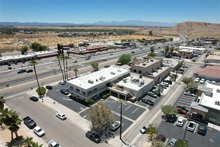 18092 Wika 110, Apple Valley, California 92307