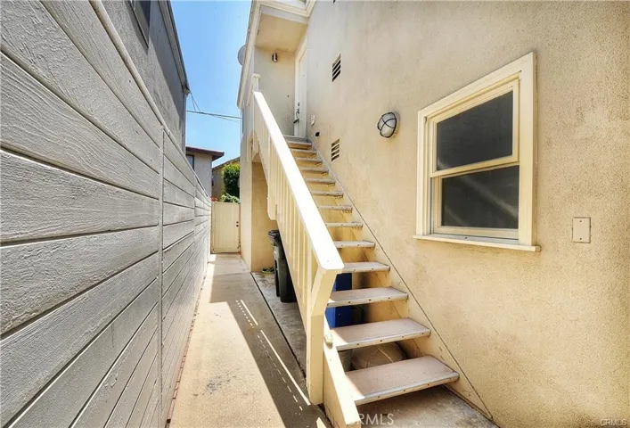 214 20th Street A, Newport Beach, California 92663