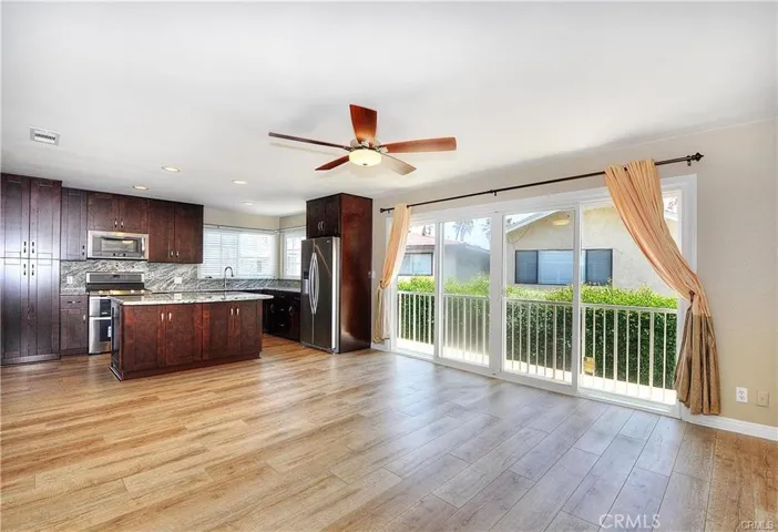 214 20th Street A, Newport Beach, California 92663
