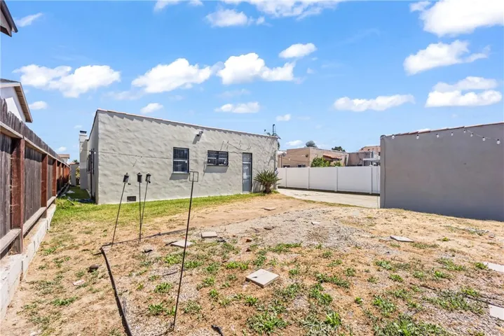 1442 W 83rd, Los Angeles, California 90047